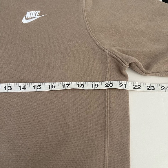 Nike Men's Brown Crewneck Sweater - Picture 12 of 15